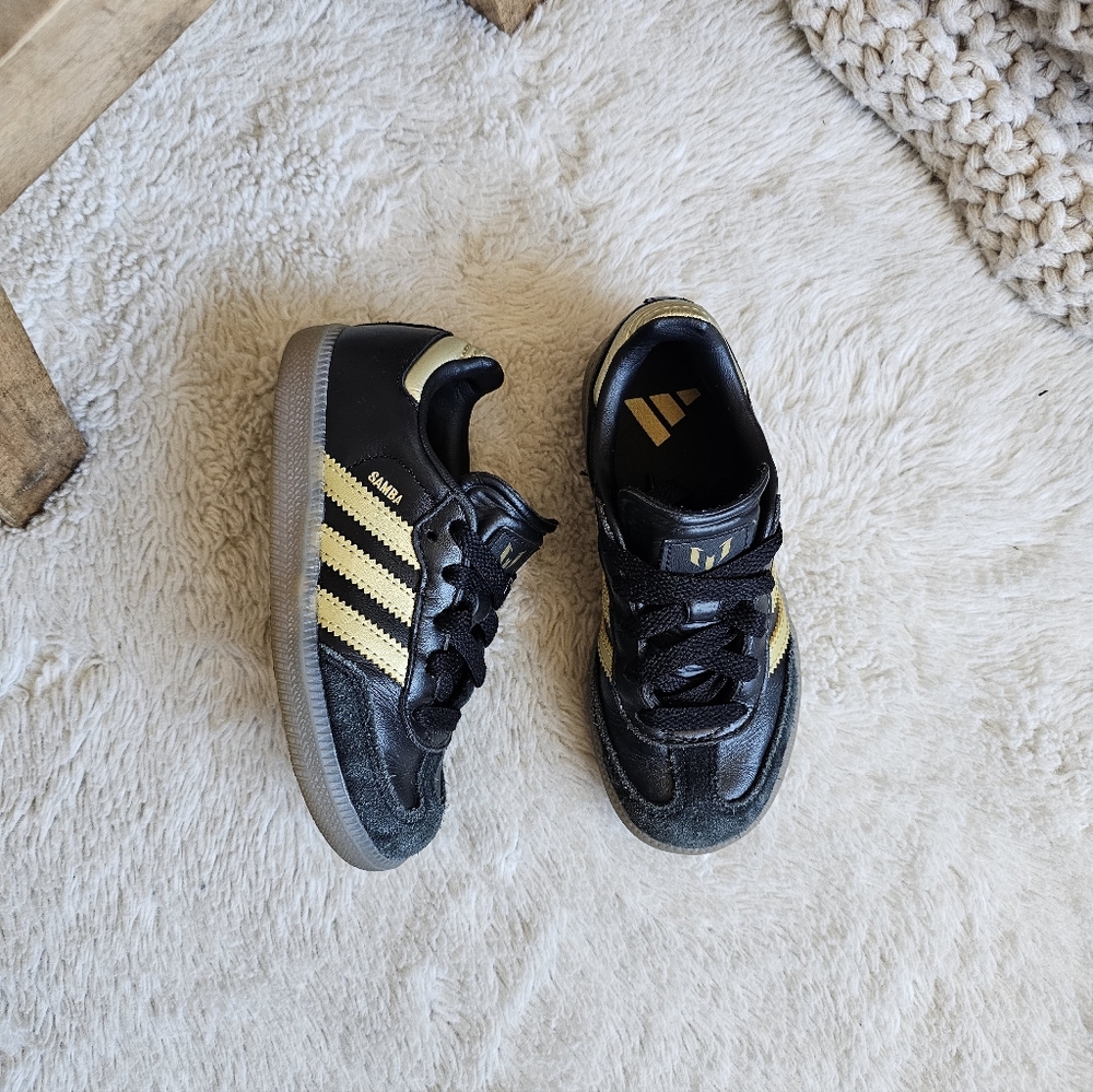 Adidas Samba
